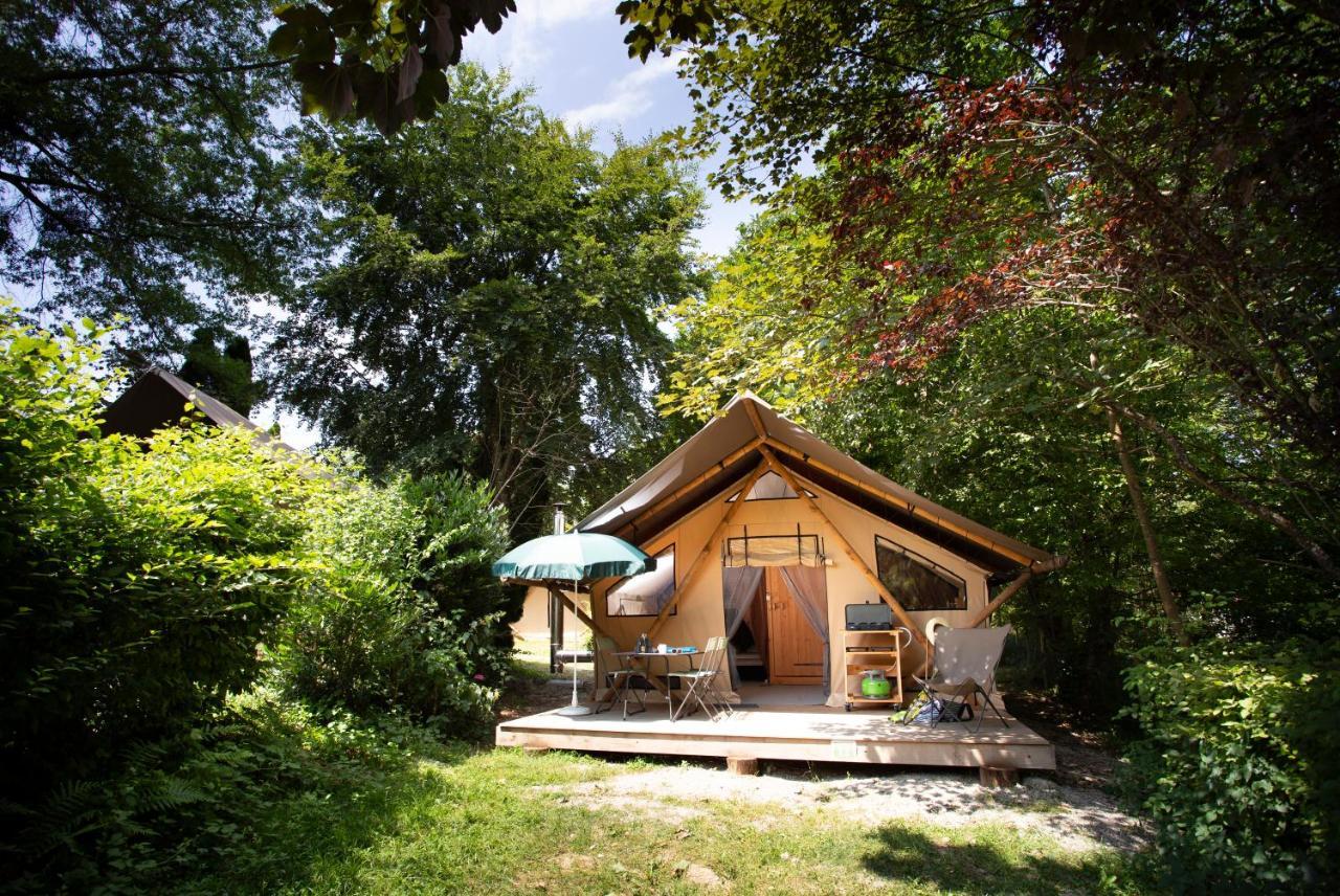 Huttopia Lac D'Aiguebelette Saint-Alban-de-Montbel Exteriör bild